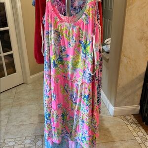 Lilly Pulitzer Loro dress, beautiful colors squeeze the day Floral Pink